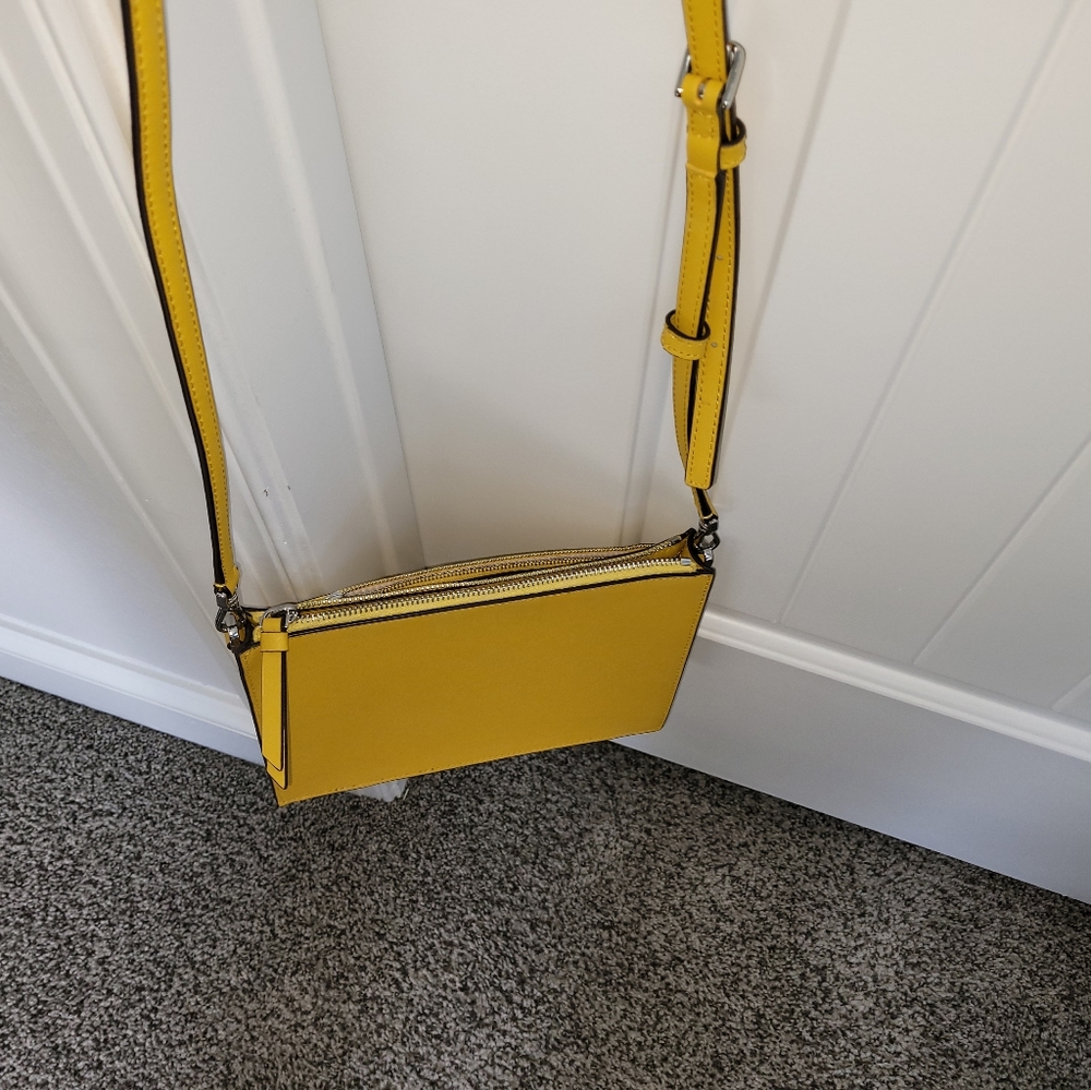 Purse - Picture 2 of 2
